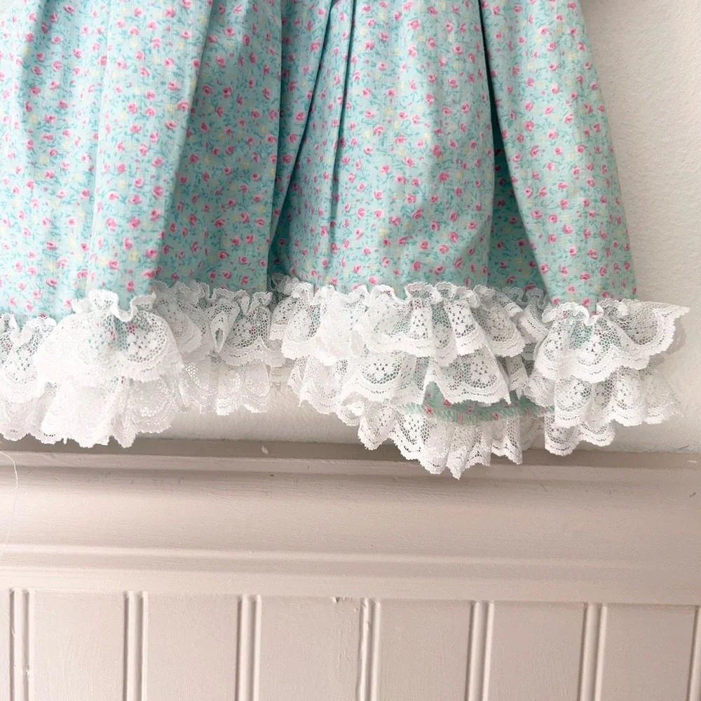 Vintage 1980s 18 Months Floral Lace Ruffles Dress with Bloomers - Picture 6 of 10